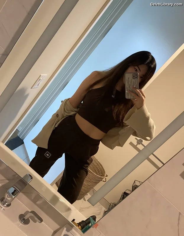 xChocobars photo 15 of 762