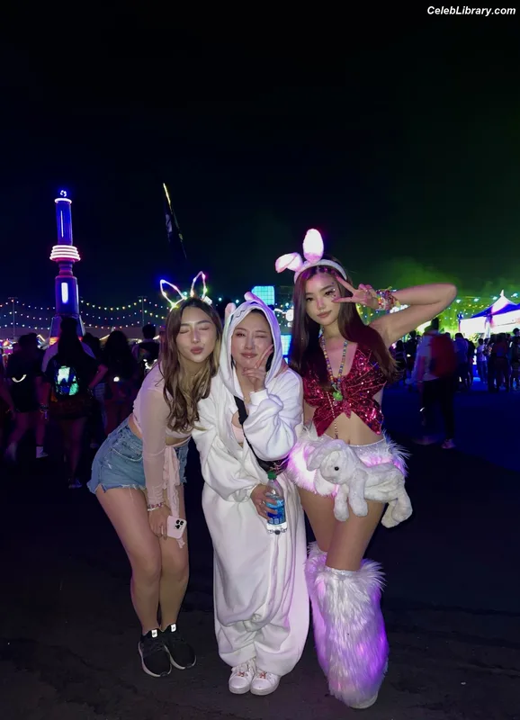 xChocobars photo 17 of 762