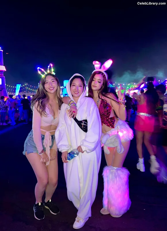 xChocobars photo 18 of 762