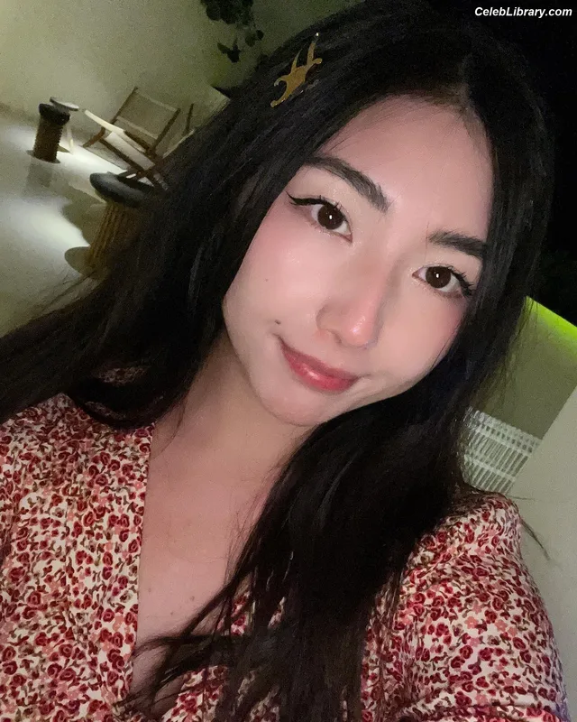 xChocobars photo 13 of 762