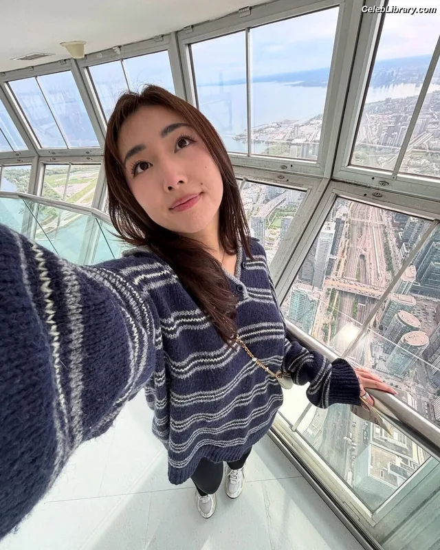 xChocobars photo 5 of 762