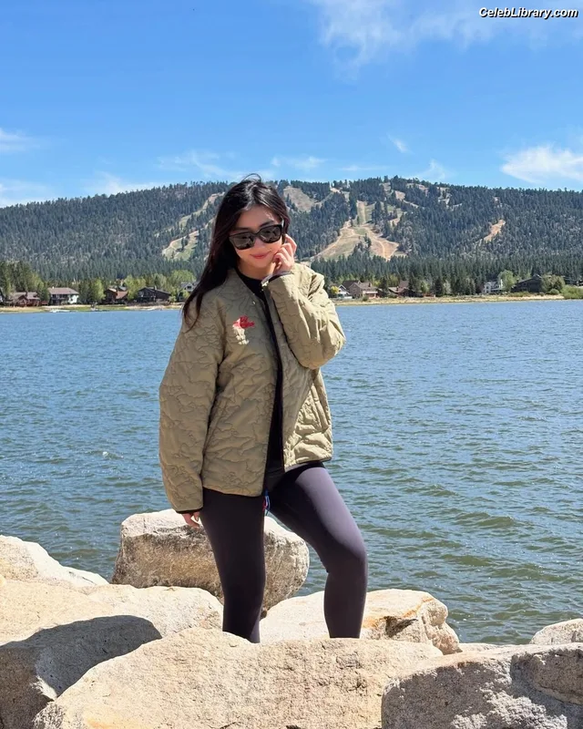 xChocobars photo 7 of 762
