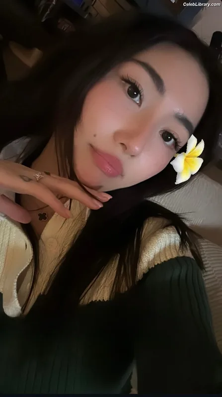 xChocobars photo 10 of 762
