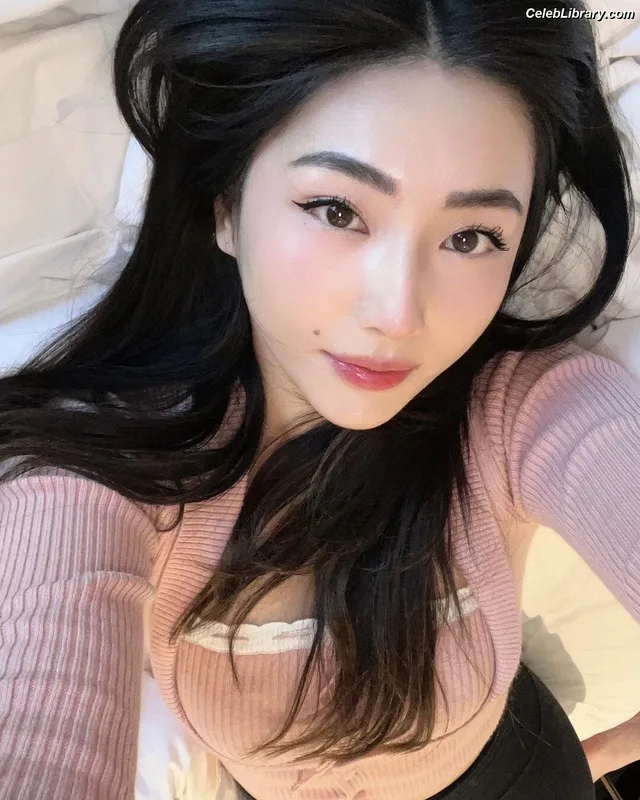 xChocobars photo 1 of 762