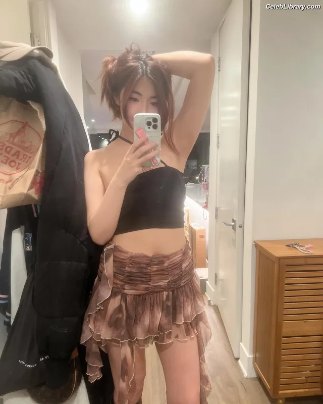 xChocobars photo 6 of 762