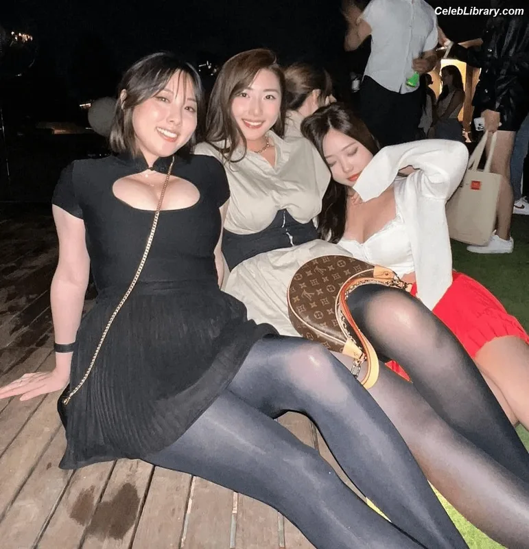 xChocobars photo 8 of 762