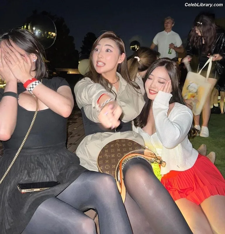 xChocobars photo 24 of 762