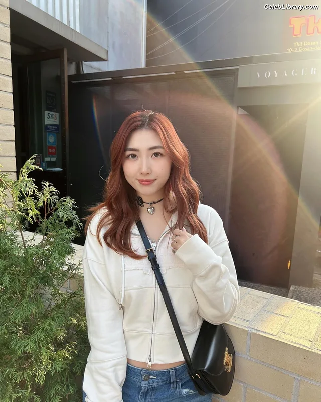 xChocobars photo 4 of 762