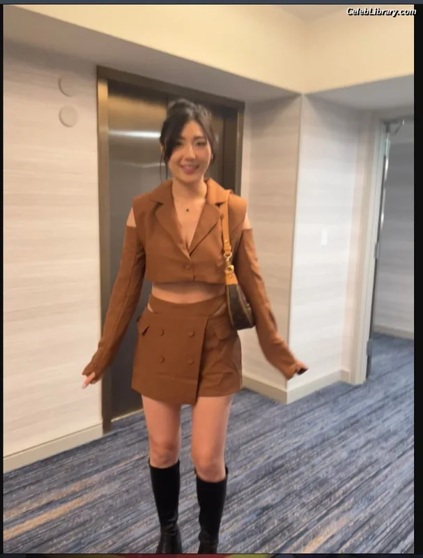 xChocobars photo 20 of 762