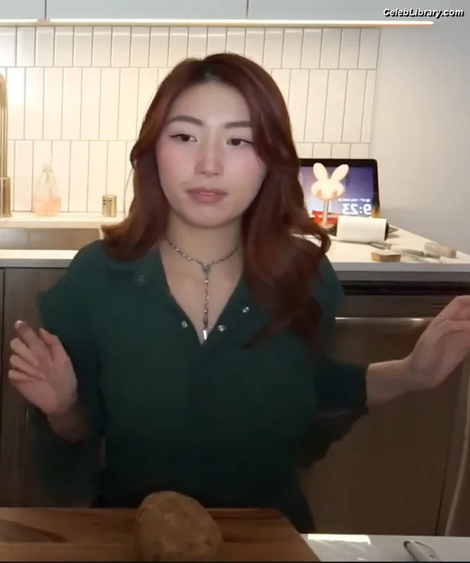 xChocobars photo 5 of 762