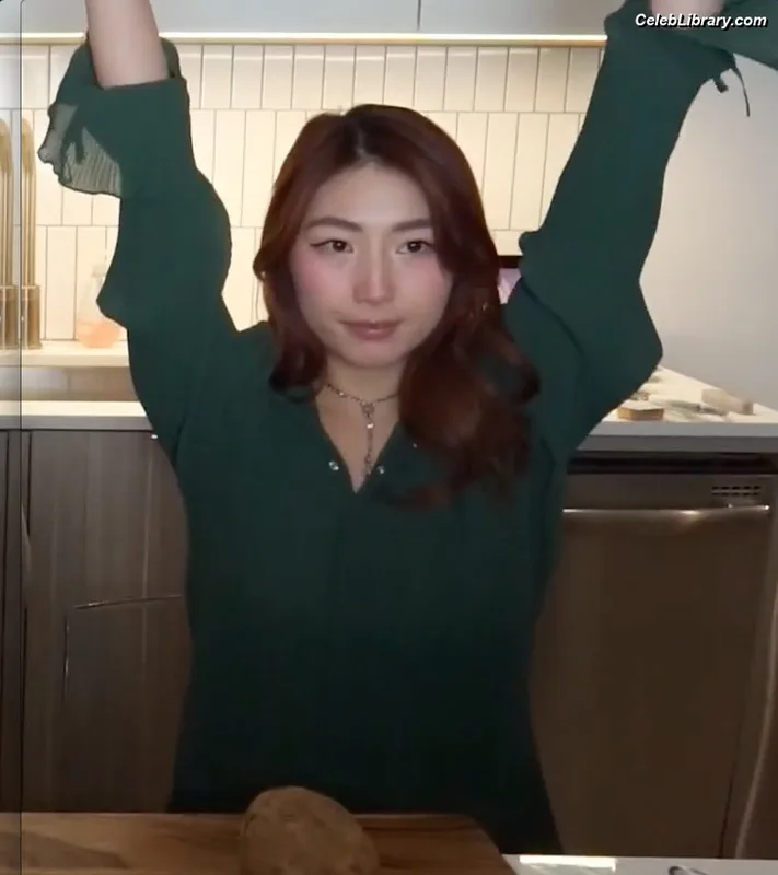 xChocobars photo 7 of 762