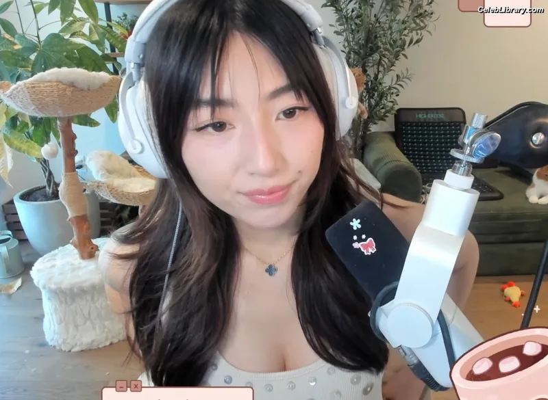 xChocobars photo 14 of 762