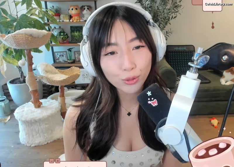 xChocobars photo 16 of 762