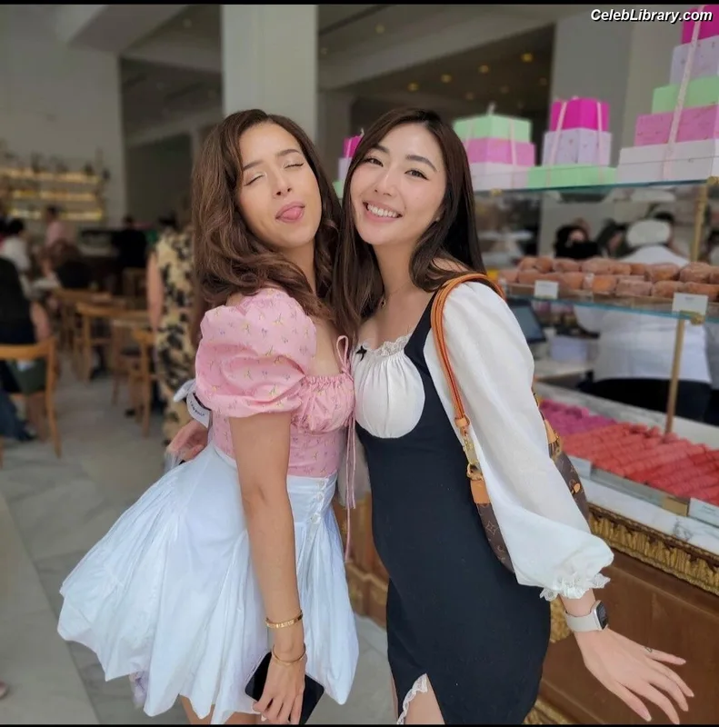 xChocobars photo 17 of 762