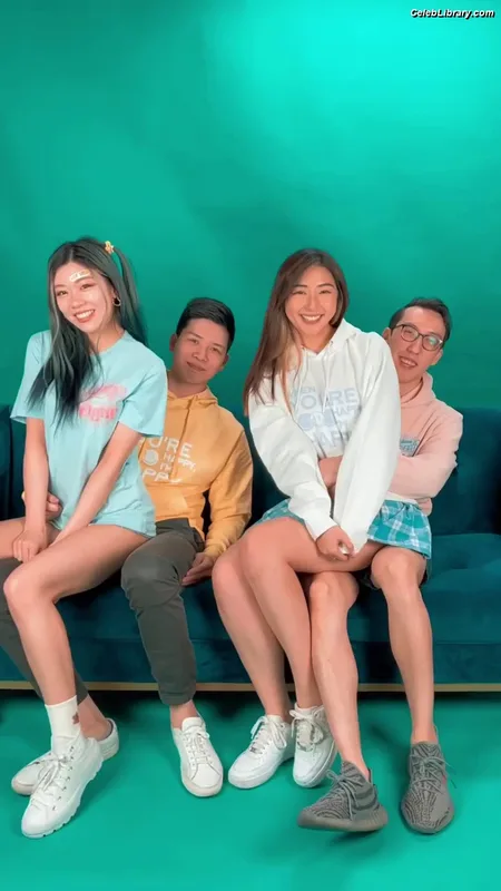 xChocobars photo 23 of 762