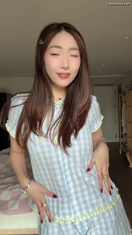 xChocobars photo 8 of 762