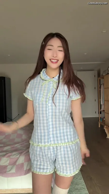 xChocobars photo 12 of 762