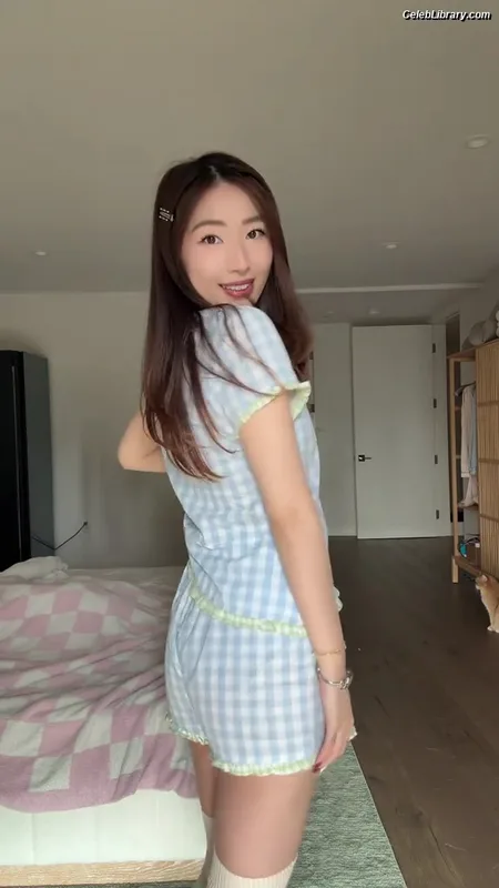 xChocobars photo 13 of 762