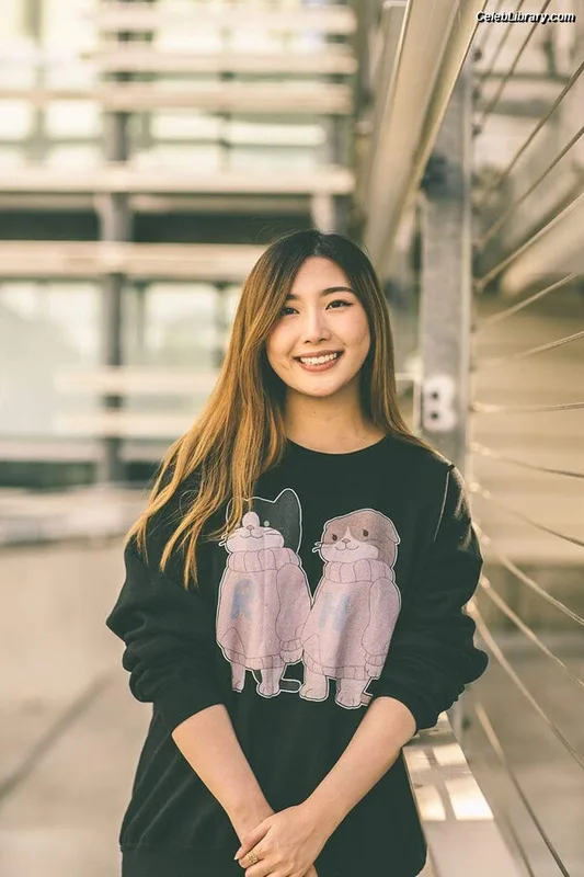 xChocobars photo 7 of 762