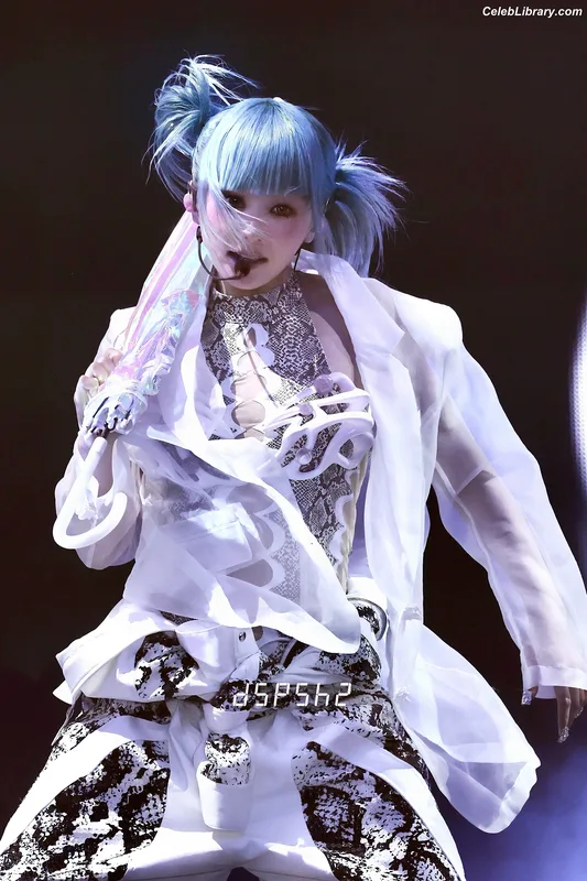 XG (Kpop) photo 12 of 3042