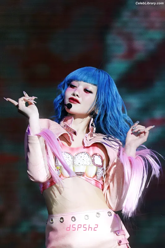 XG (Kpop) photo 18 of 3042
