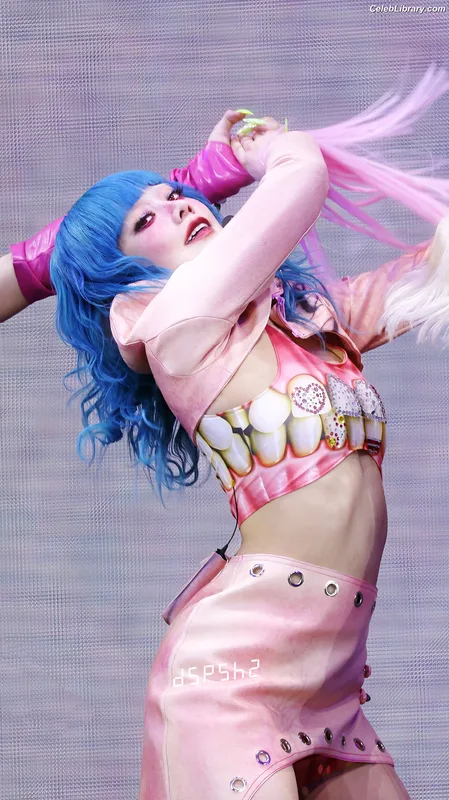 XG (Kpop) photo 20 of 3042