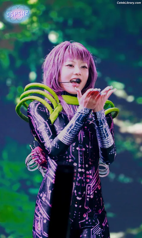 XG (Kpop) photo 20 of 3042