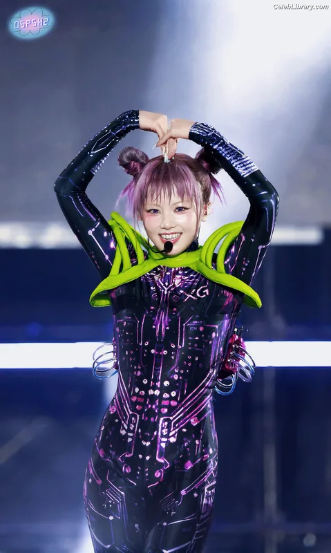 XG (Kpop) photo 15 of 3042