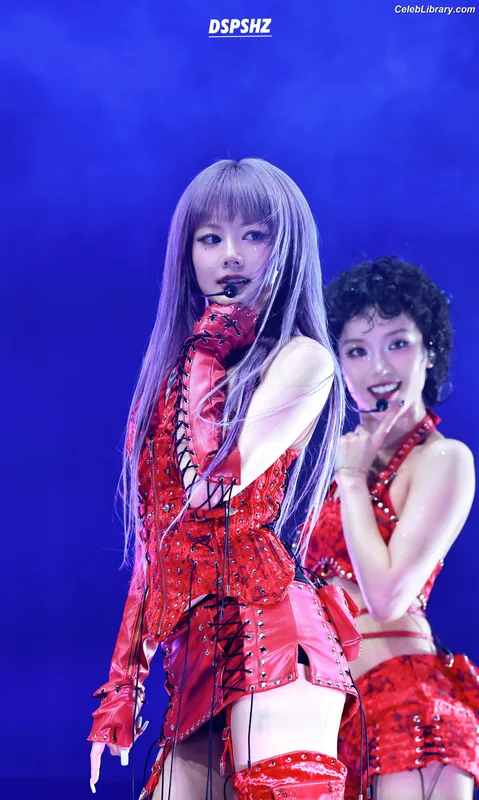 XG (Kpop) photo 4 of 3042