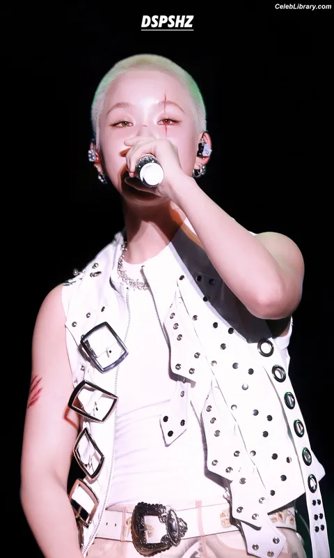 XG (Kpop) photo 20 of 3042