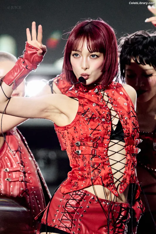 XG (Kpop) photo 9 of 3042