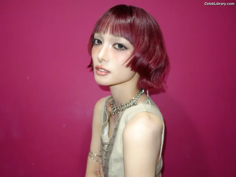 XG (Kpop) photo 5 of 3042