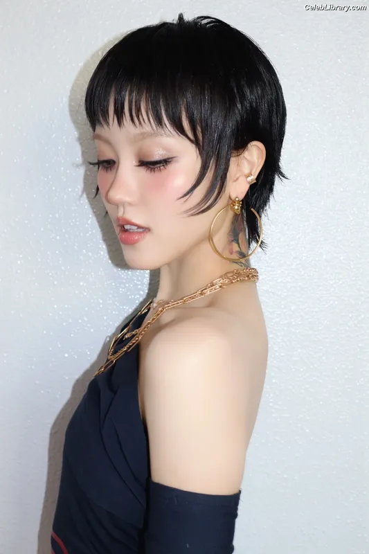 XG (Kpop) photo 11 of 3042