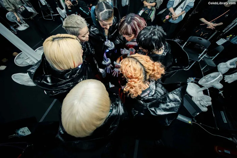 XG (Kpop) photo 2 of 3042