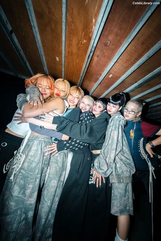 XG (Kpop) photo 3 of 3042