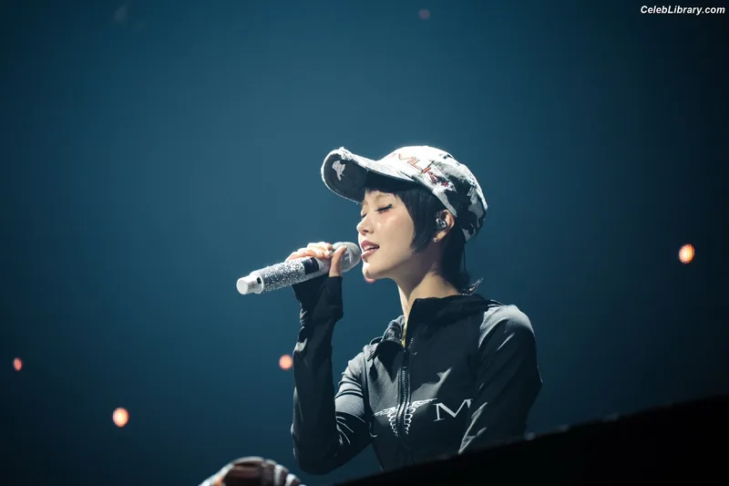 XG (Kpop) photo 12 of 3042