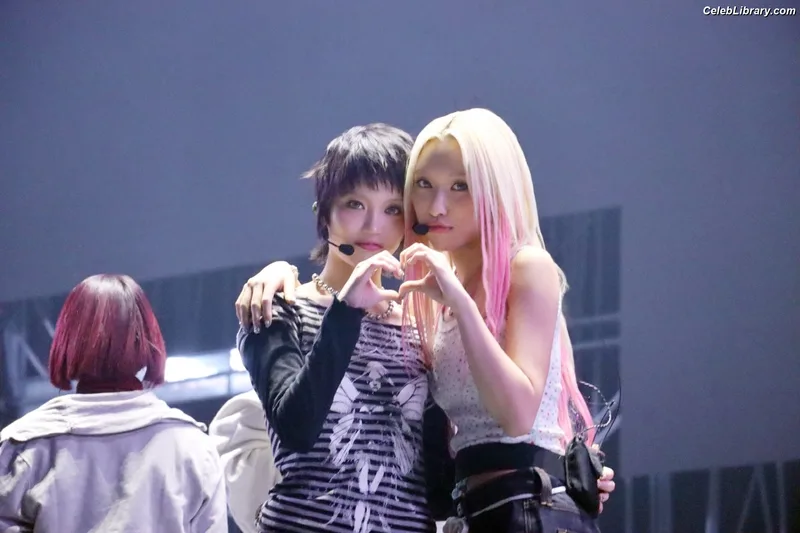 XG (Kpop) photo 5 of 3042