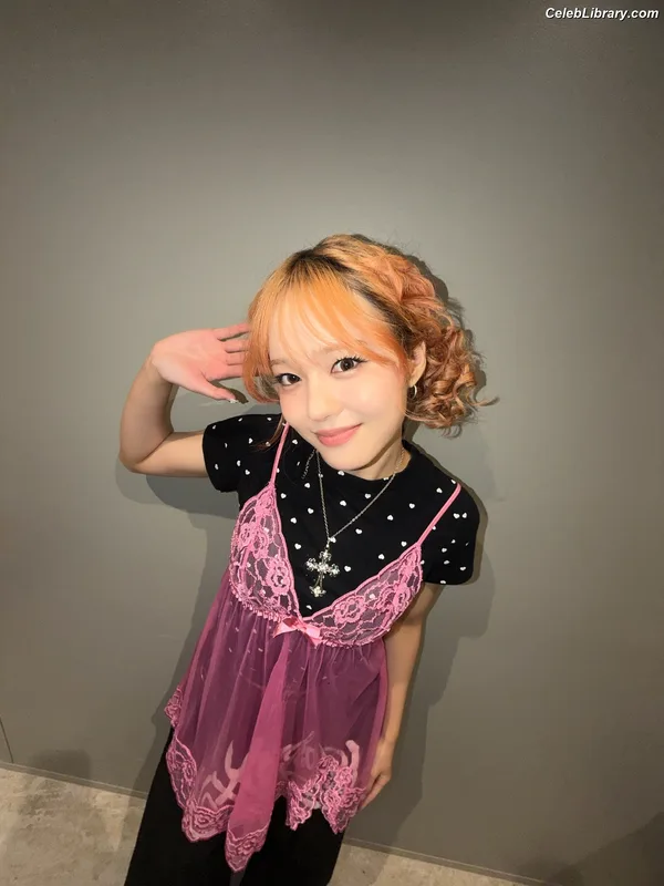 XG (Kpop) photo 16 of 3042