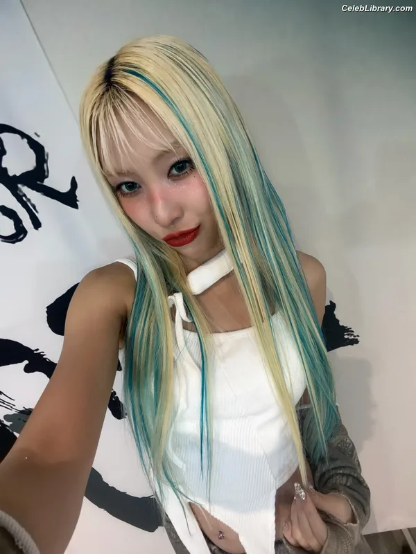 XG (Kpop) photo 21 of 3042