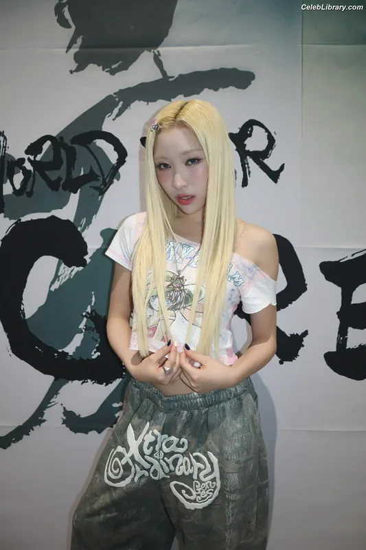 XG (Kpop) photo 7 of 3042