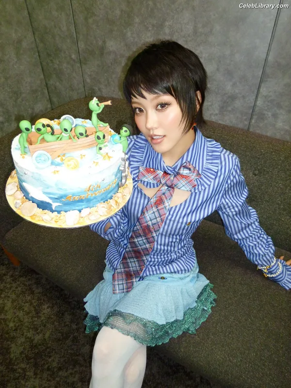 XG (Kpop) photo 15 of 3042