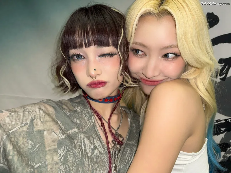 XG (Kpop) photo 6 of 3042