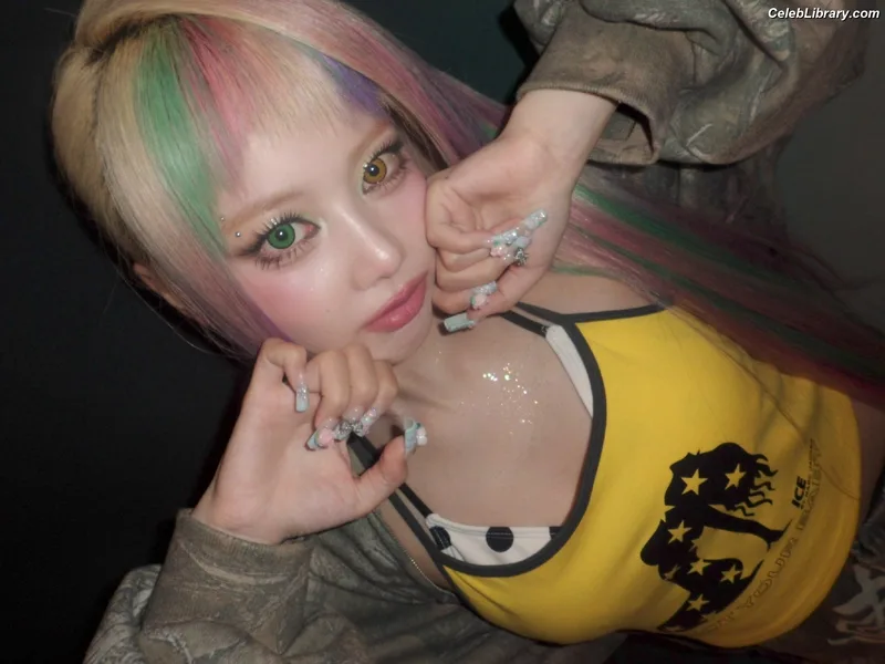 XG (Kpop) photo 5 of 3042