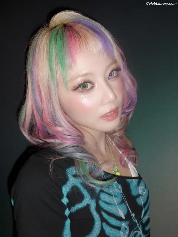 XG (Kpop) photo 10 of 3042