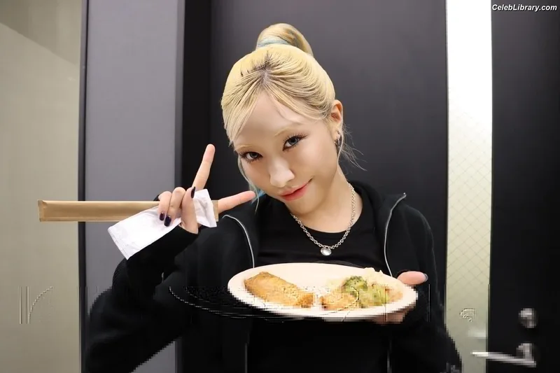 XG (Kpop) photo 17 of 3042