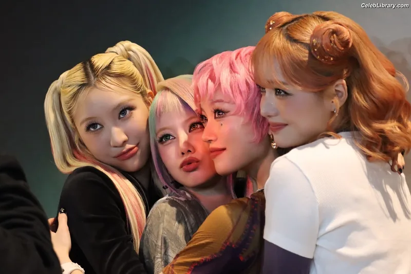 XG (Kpop) photo 3 of 3042