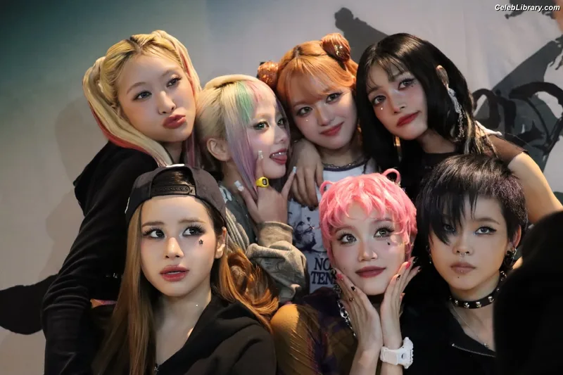 XG (Kpop) photo 4 of 3042