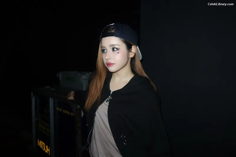 XG (Kpop) photo 12 of 3042