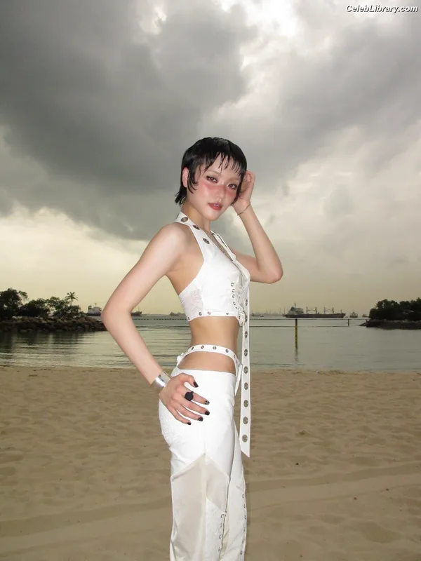 XG (Kpop) photo 21 of 3042