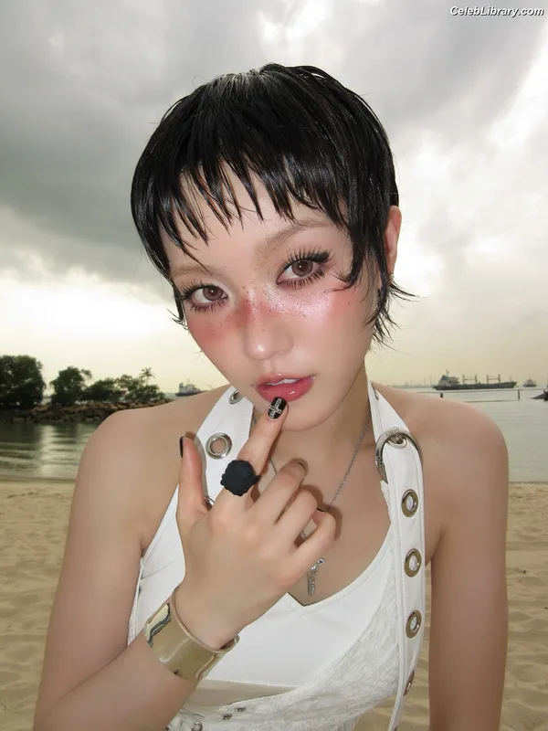 XG (Kpop) photo 23 of 3042